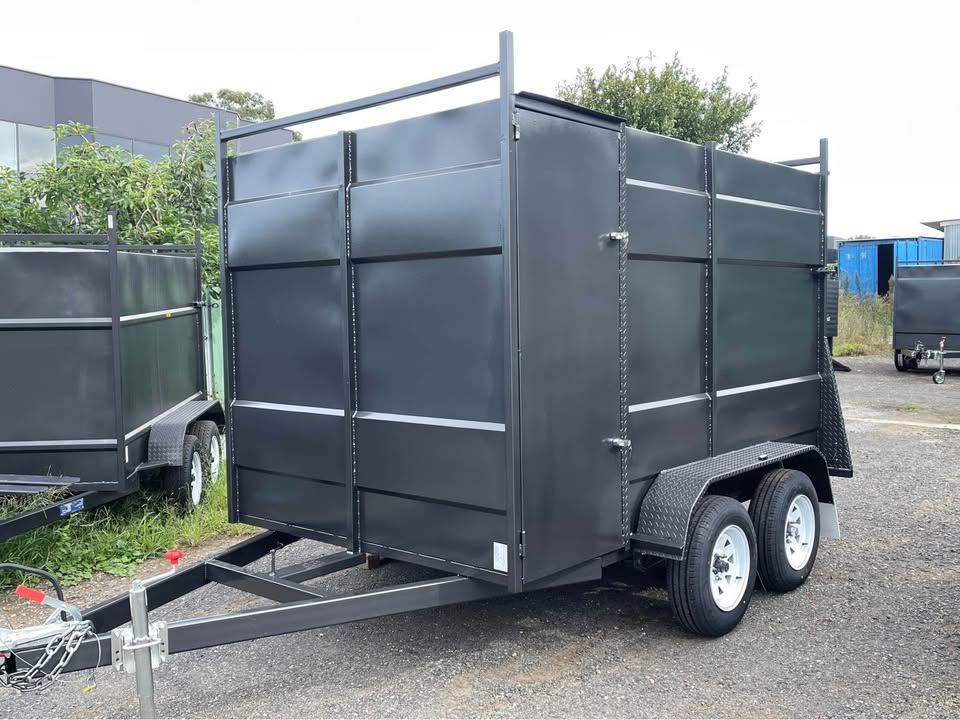 Enclosed Trailer